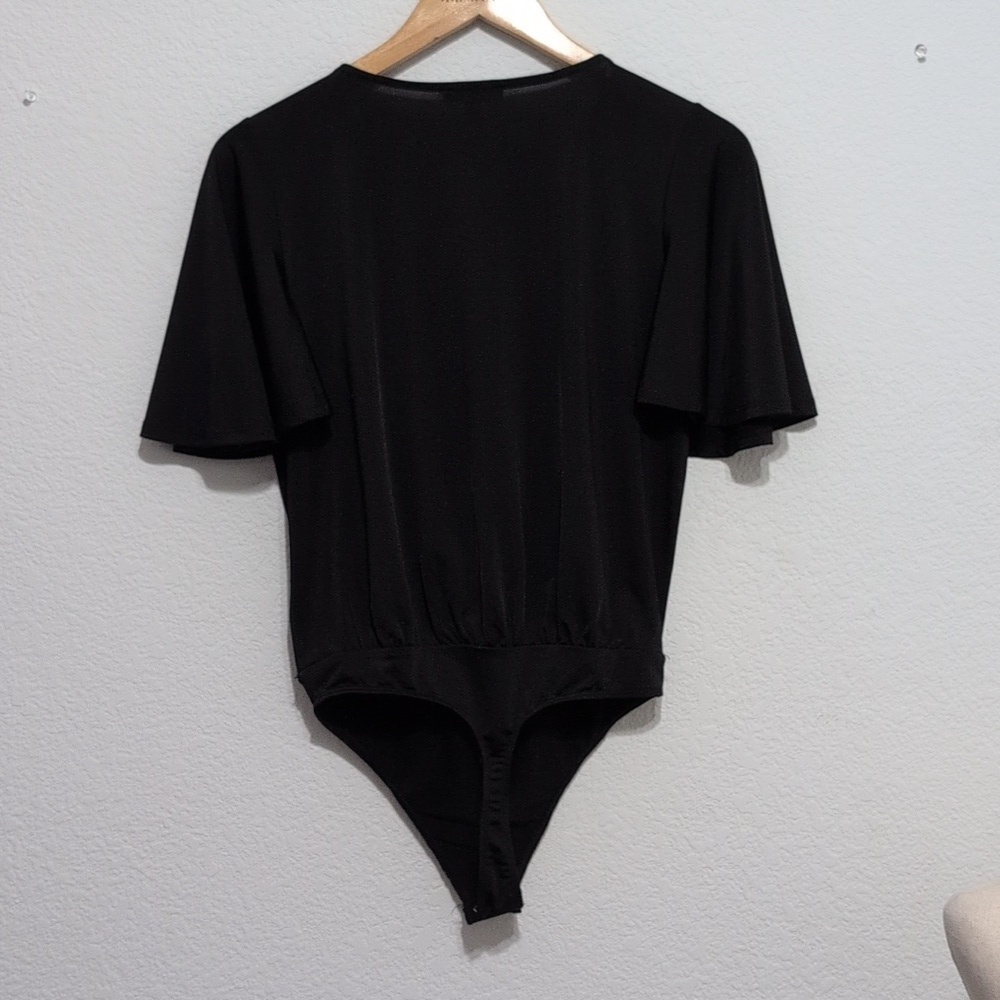 EXPRESS Satin Black Flutter Sleeve Wrap Front Bodysuit Women's Size Small - Picture 8 of 13